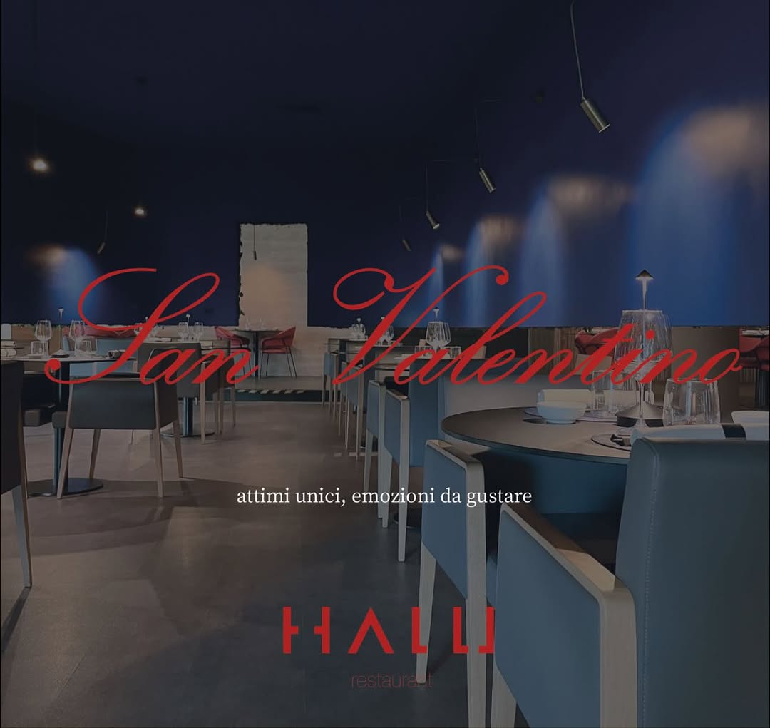 Sala ristorante HALU con tavoli apparecchiati
